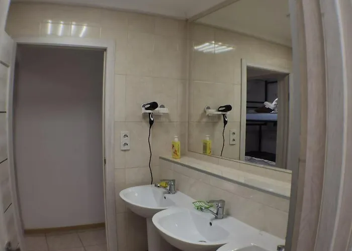 солензара Hostel *
